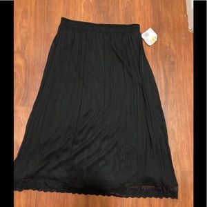 NWT Sag harbor oh so pretty skirt med petite